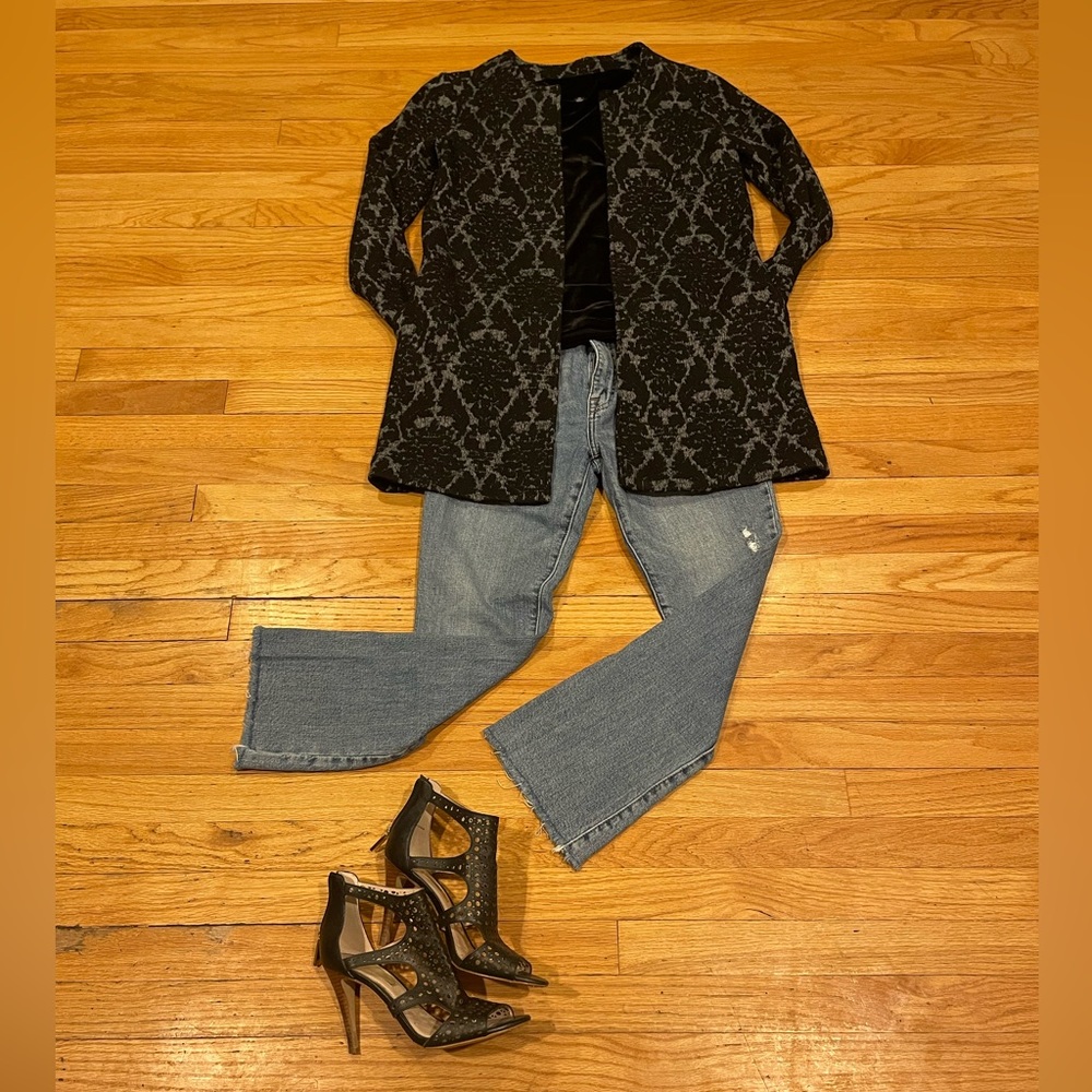 Cynthia Rowley Black and Grey Brocade Floral Wool Blend Jacket, Size Small